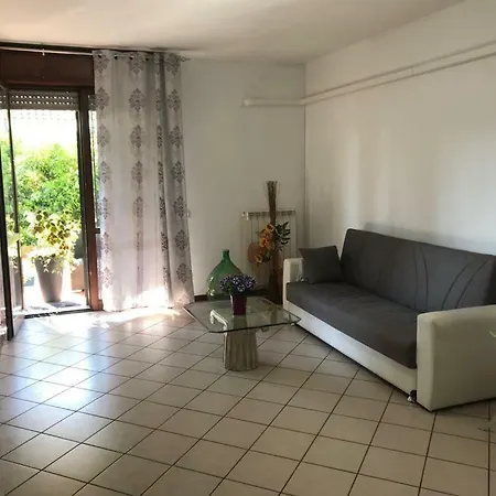 Holiday House *